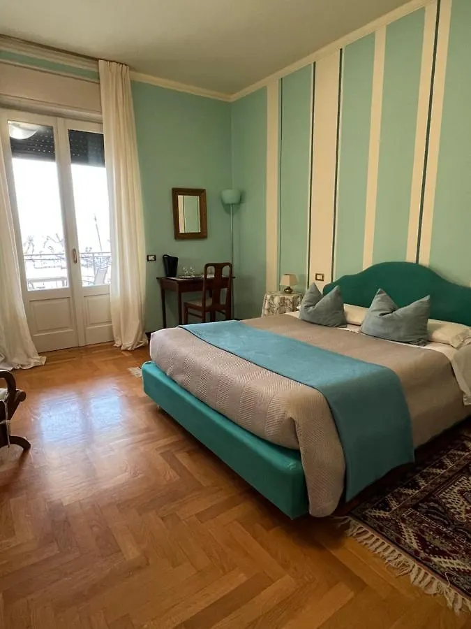B&B Villa Dall'Agnola Garda  3*, Garda (Verona) Italy